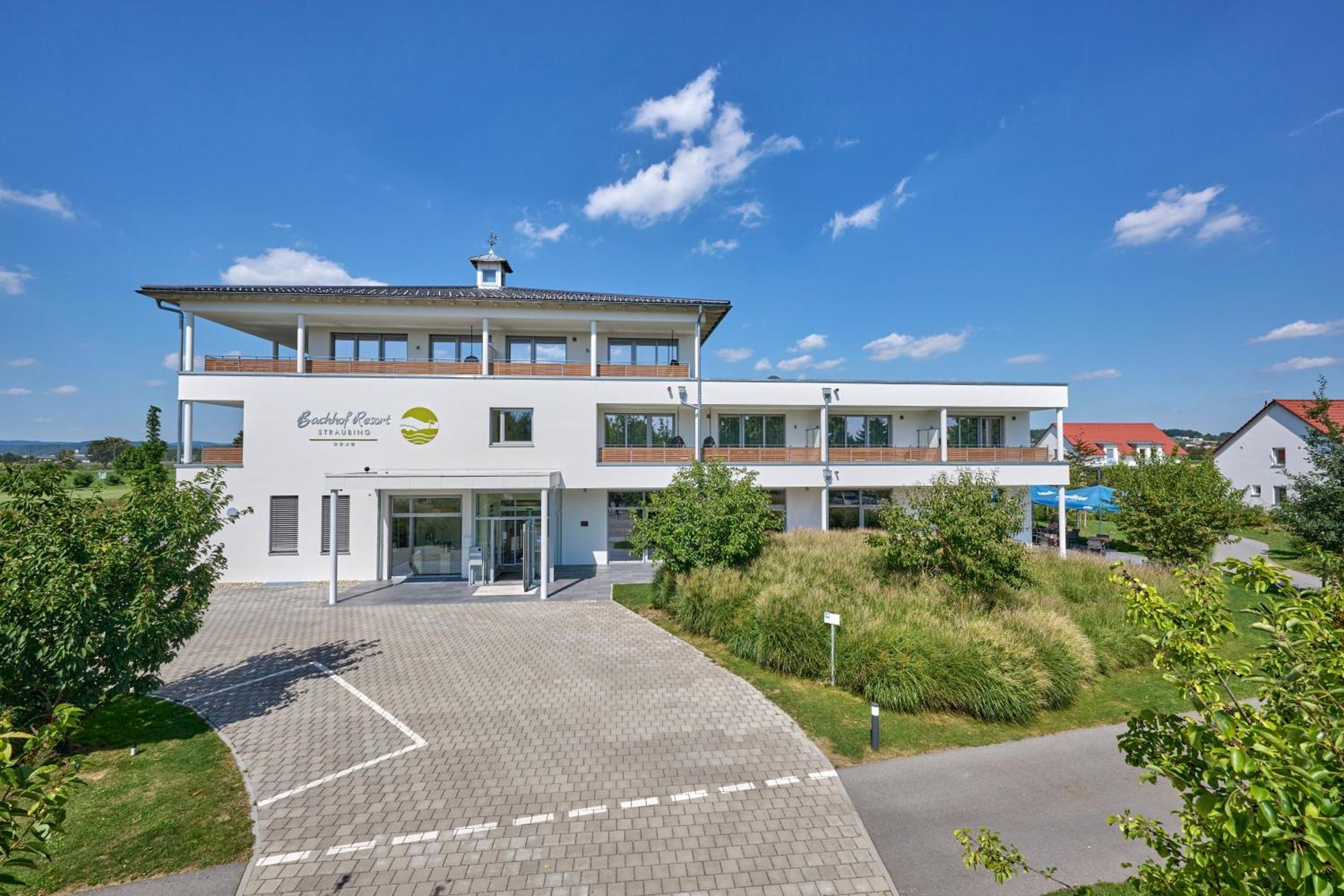 Bachhof Resort Hotel Kirchroth Exterior foto